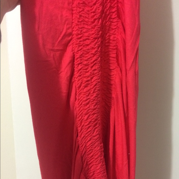 Maurice’s coral rouched top. Small - Picture 4 of 4